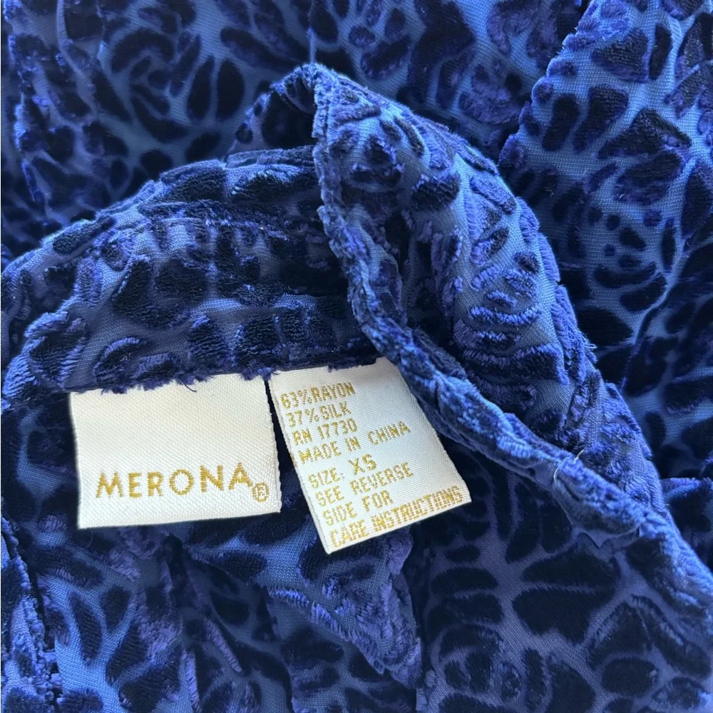 Y2K Merona Top Button Up Velvet Burnout Blue Silk Blouse Womens XS Whimsigoth - Picture 10 of 10